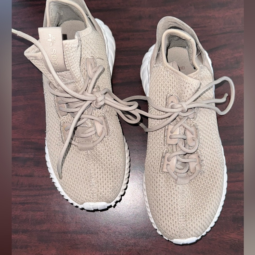 Adidas sneaker. Yeezy shape (don’t know true name of style) in nude and white